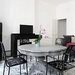 Bastide * Καρκασόν