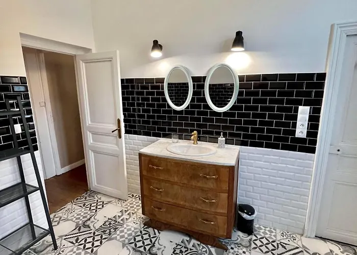 Apartament Bastide *